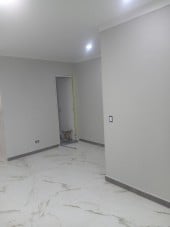 Trabalho com pintura em residência e comércio