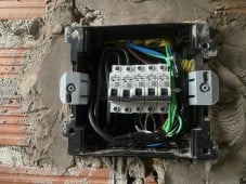 Eletrotécnico/Eletricista