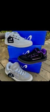 Tênis Tesla Coil Masculino Casual Esportivo Couro Carmurça Reflect White Black Skate
