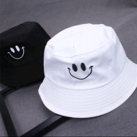 Boné chapéu bucket hat smile sorriso preto