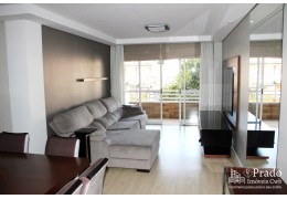 Apartamento com 3 quartos e 1 suíte e 2 vagas à venda no bairro Mercês em Curitiba