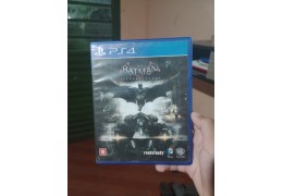 Batman Arkhan Knight PS4 mídia física