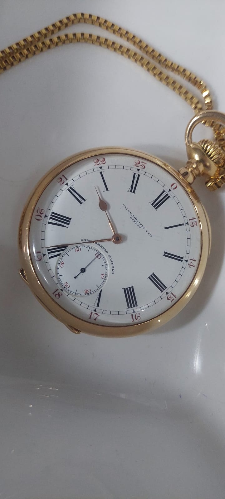 Relógio marca Patek Philippe modelo gondolo bolso ouro