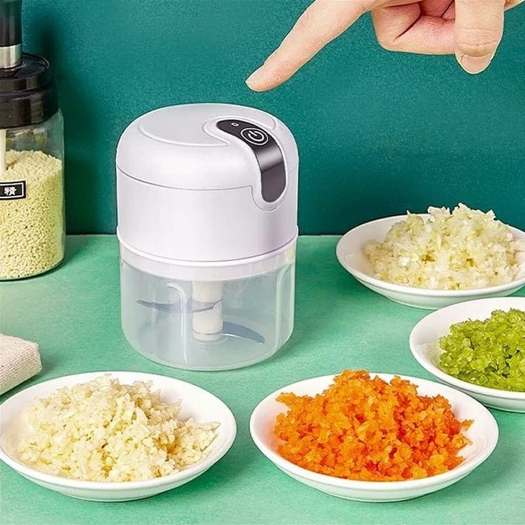 Mini Triturador de Alimentos Eletrico Portatil com 3 L1aminas