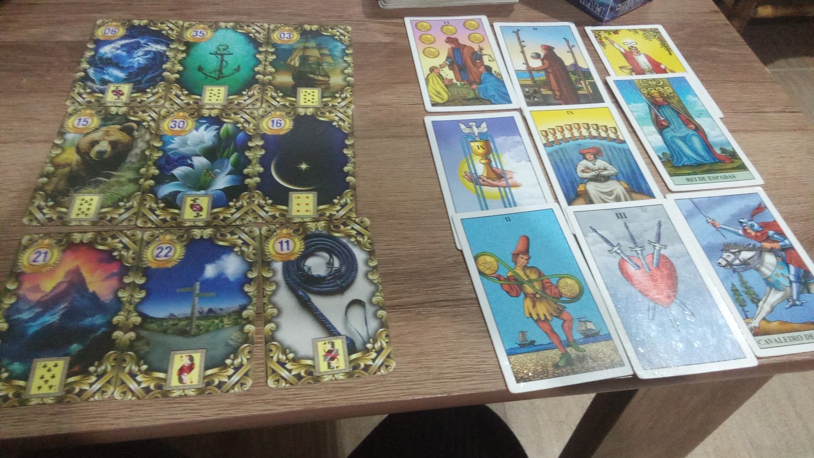 Cartas cartomante baralho cigano Tarot