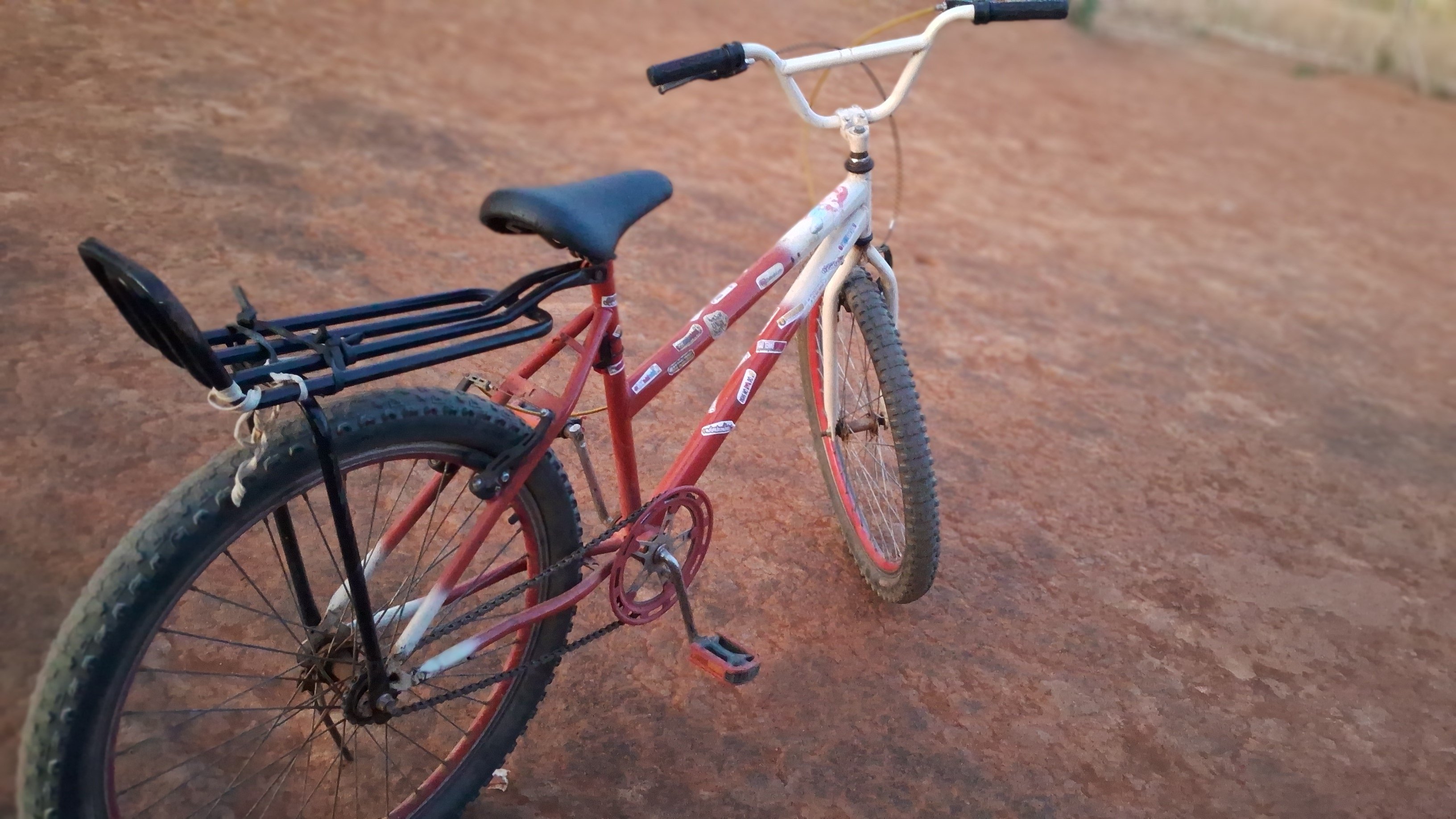 Bicicleta Aro 26 Usada à Venda - Ótima Condição