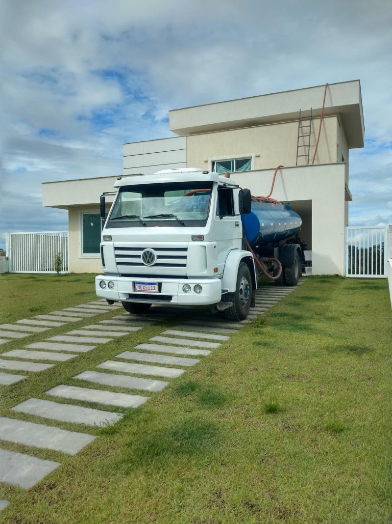 Caminhão pipa