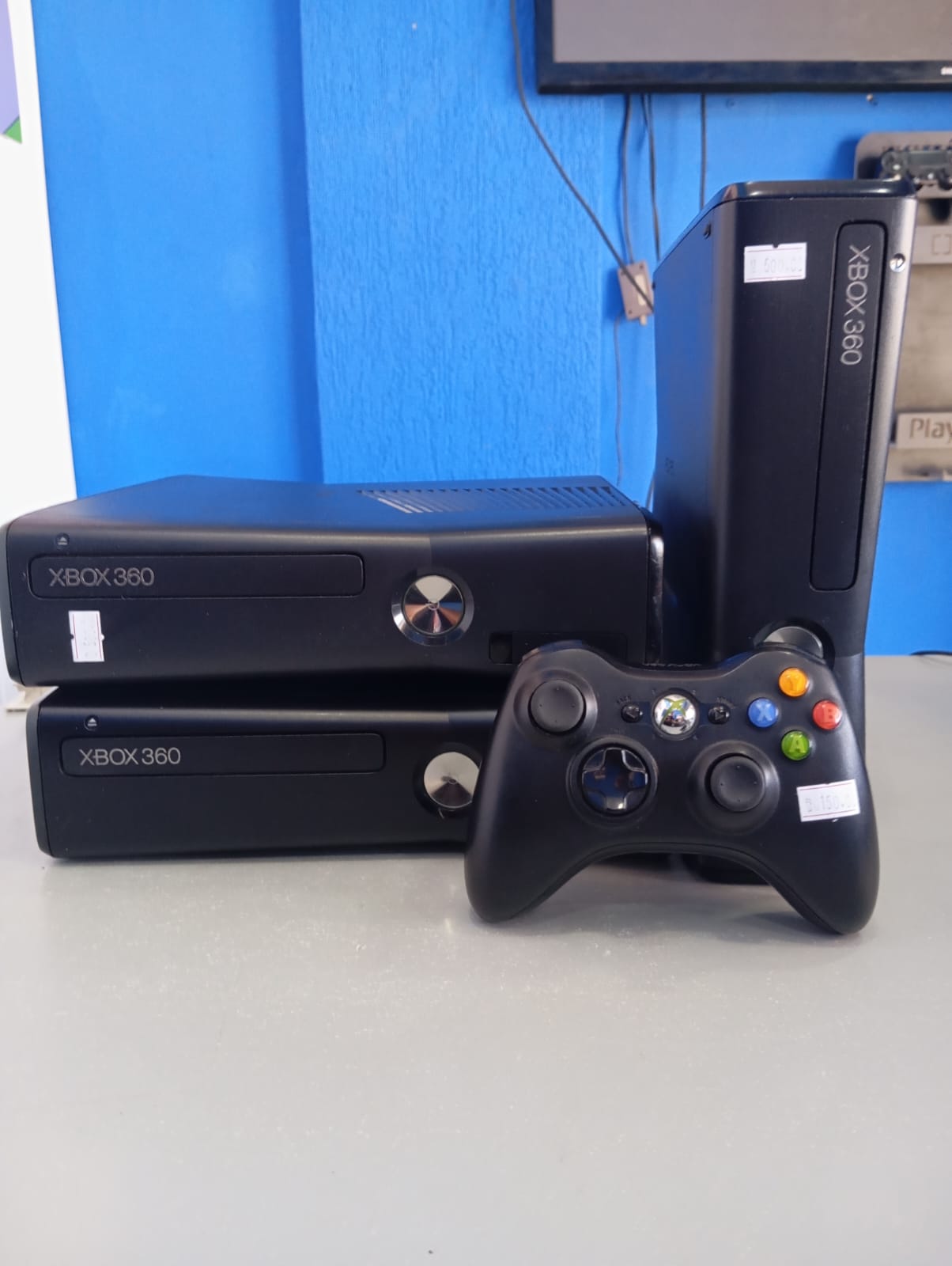 Xbox 360 completo com jogos de brinde 3 garantia de 3 meses