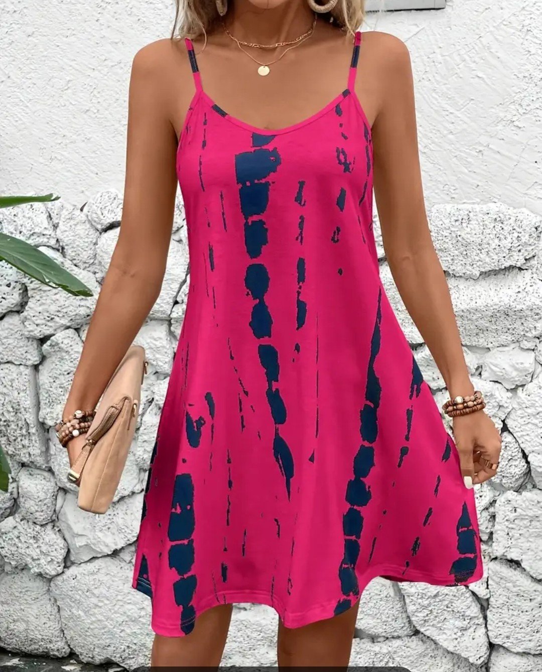 Elegantes e confortáveis vestidos de verão tie - dye