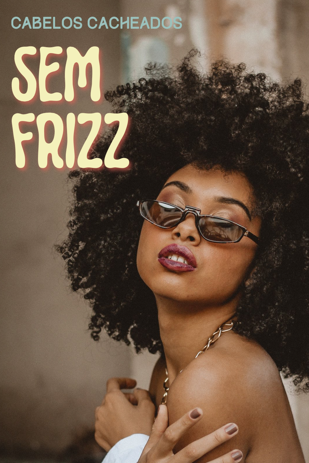 E-book: tenha cachos sem frizz