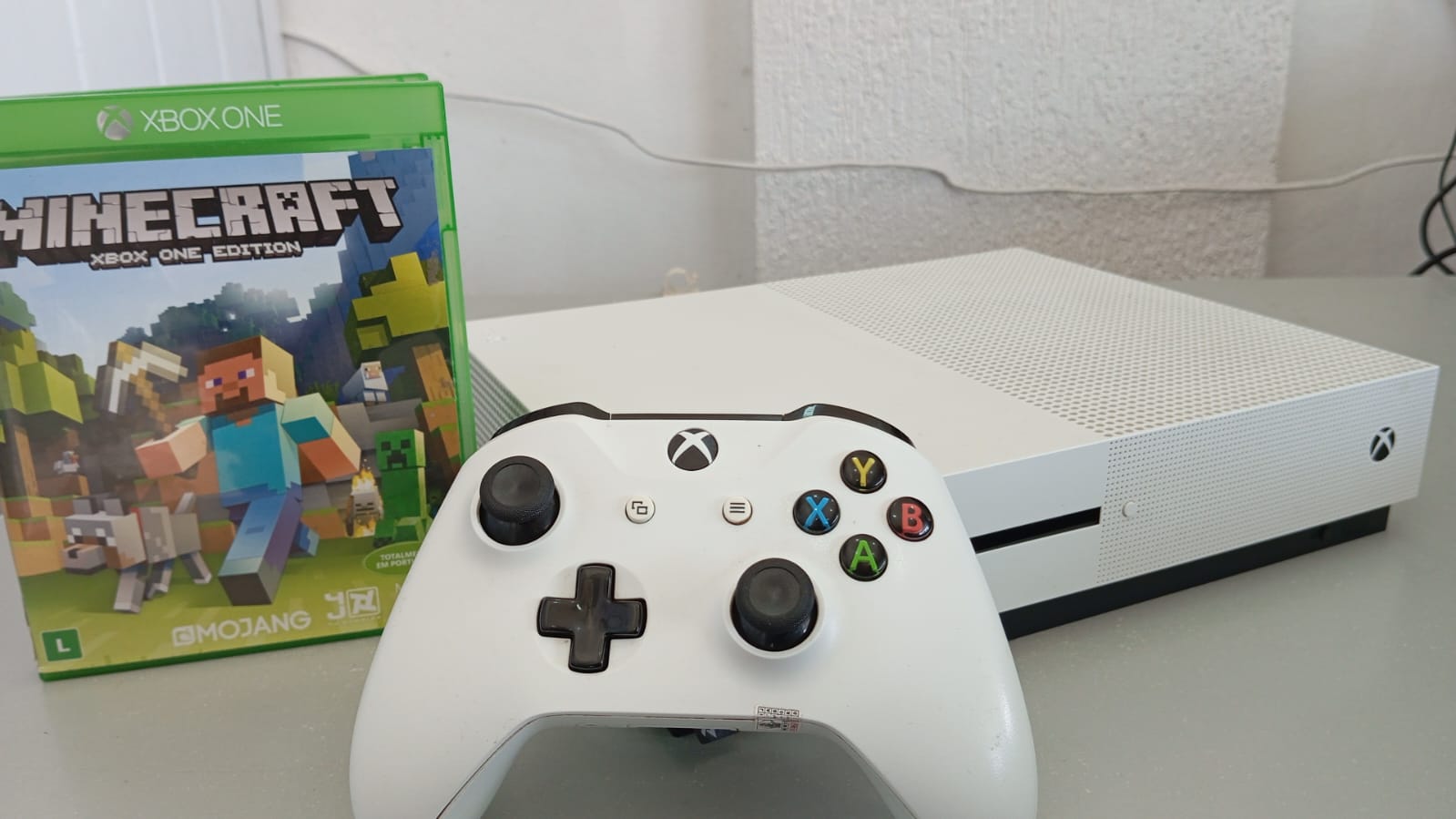 Xbox one s completo com jogos de brinde e garantia