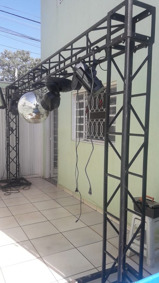 Dj, e aluguel de som e iluminação para seu evento